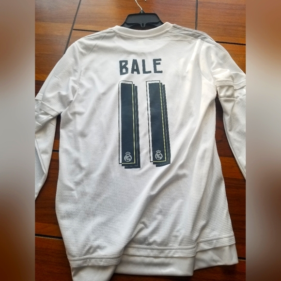 Adidas Real Madrid Soccer Jersey 15/16 - Picture 2 of 2